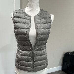 Uniqlo Quilted Puffer Vest - Gray